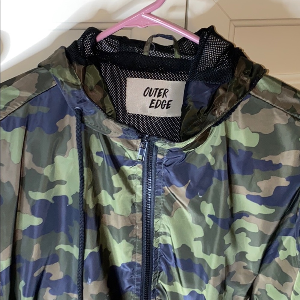 Windbreak jacket - Picture 2 of 3